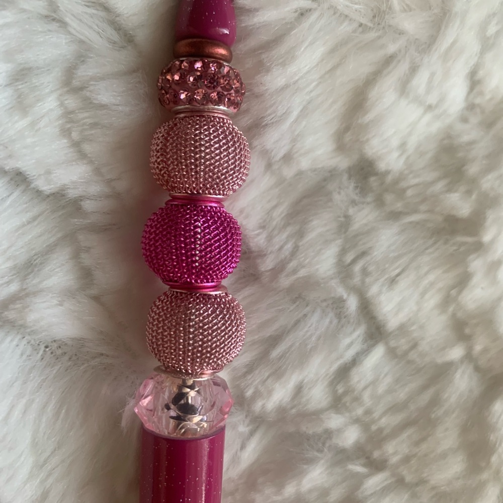 Beaded pen